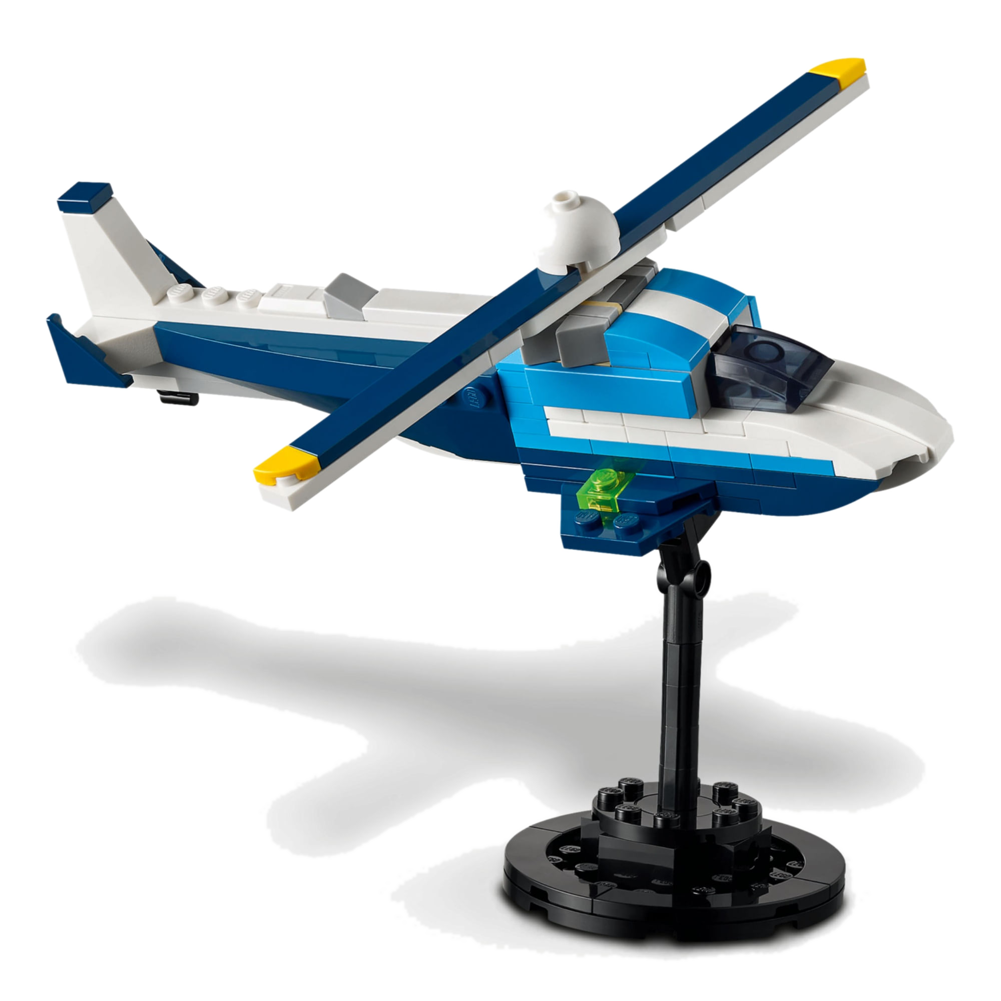 LEGO Creator 31160 montado no modo Helicóptero com rotor giratório e base de exibição
